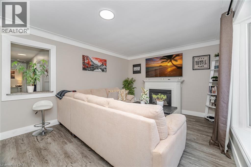 77 Fairview Road, Grimsby, Ontario  L3M 3L6 - Photo 11 - 40774026