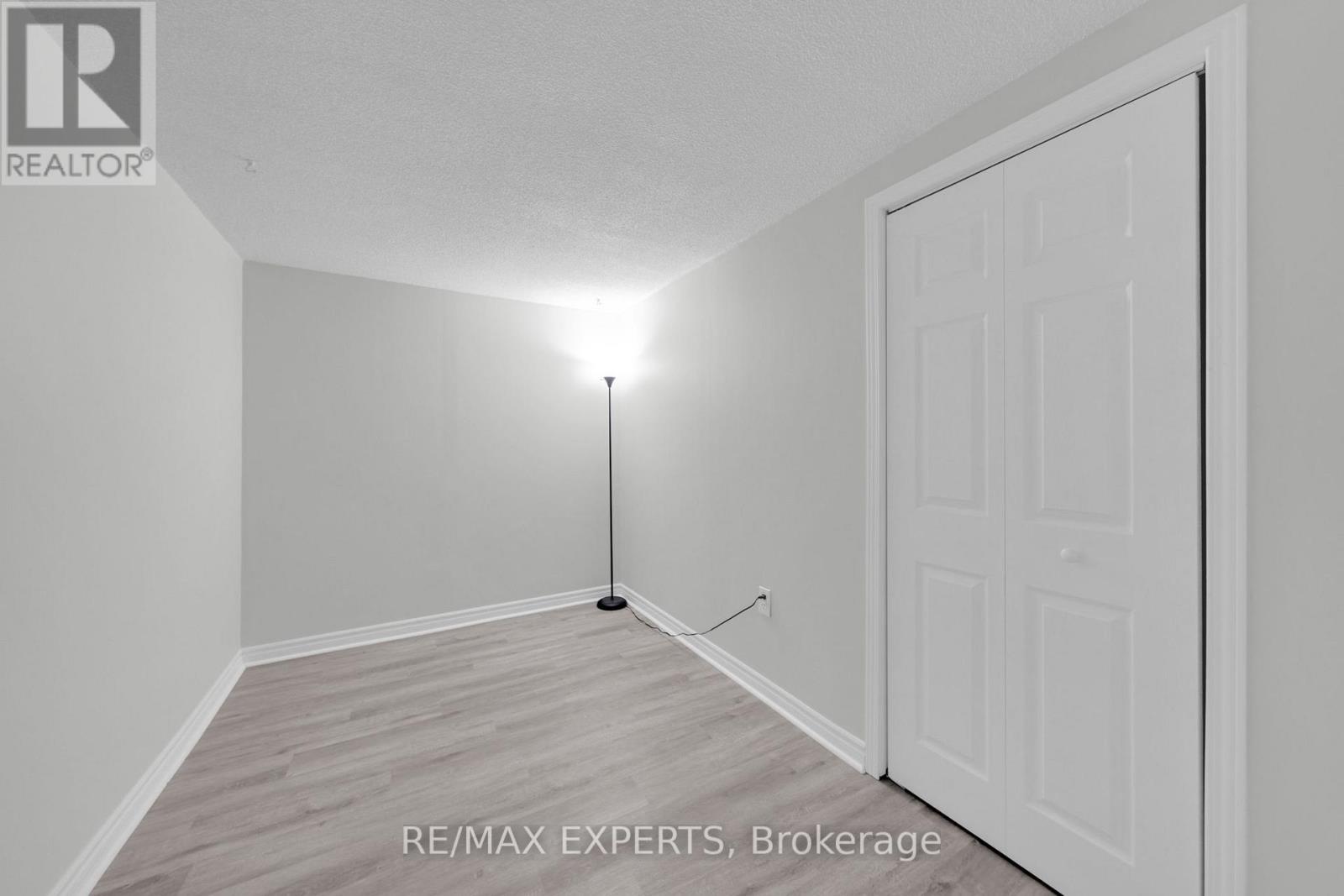 60 Taylorwood Avenue, Caledon, Ontario  L7E 1J5 - Photo 35 - W12397014