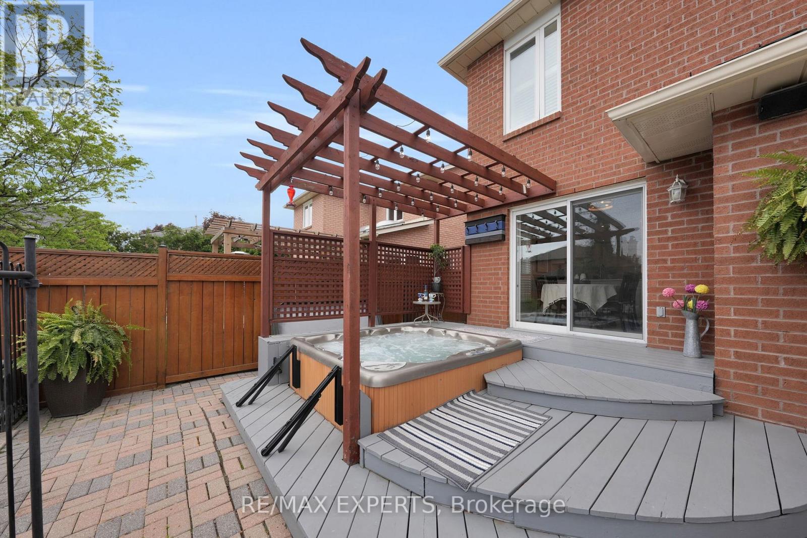60 Taylorwood Avenue, Caledon, Ontario  L7E 1J5 - Photo 40 - W12397014