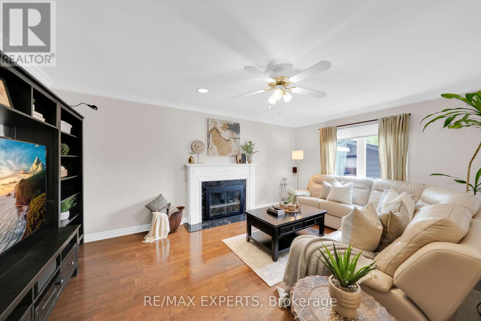 60 Taylorwood Avenue, Caledon, Ontario  L7E 1J5 - Photo 7 - W12397014