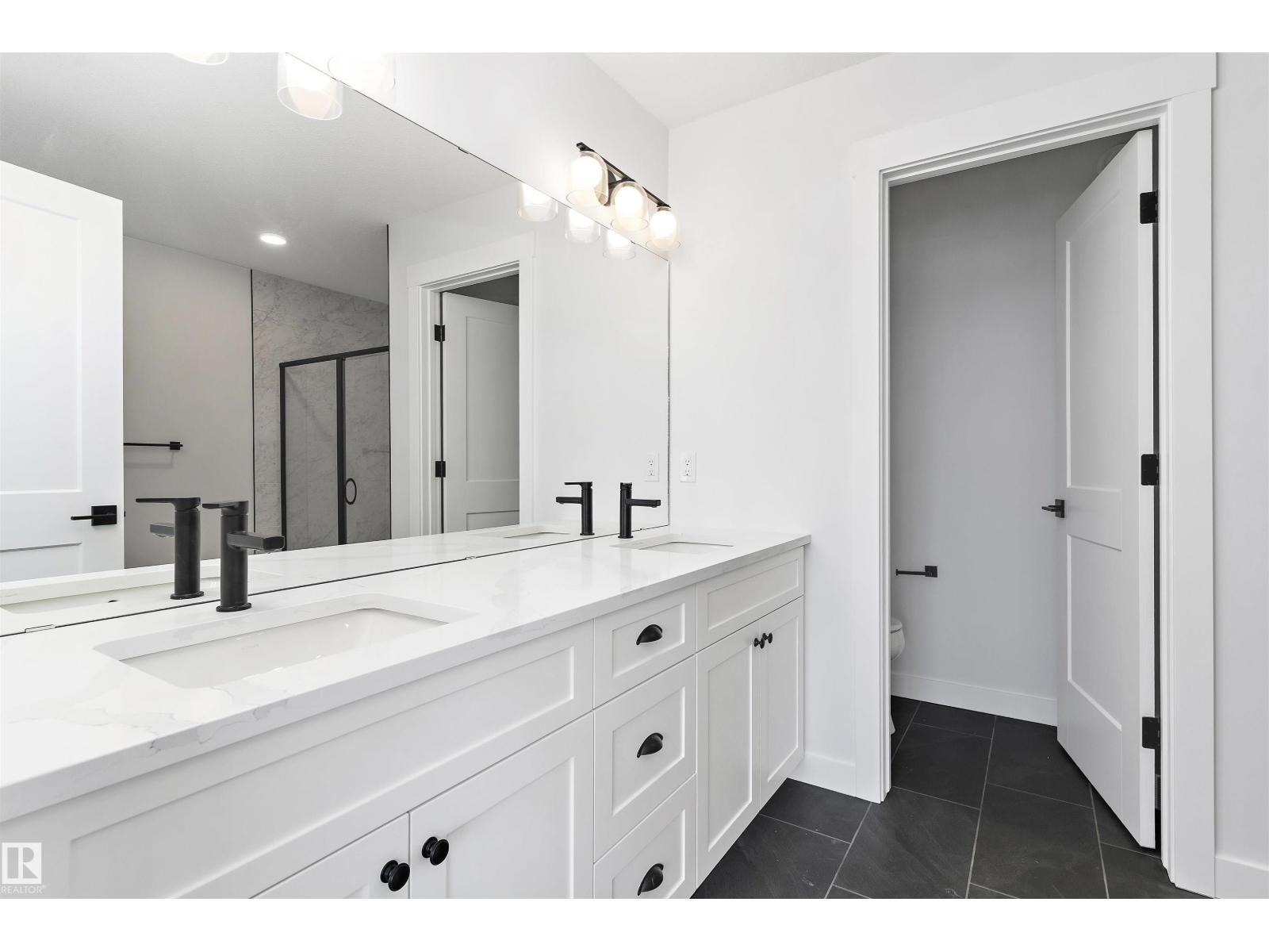 1075 Cristall Cr Sw Sw, Edmonton, Alberta  T6W 2Z1 - Photo 37 - E4434168