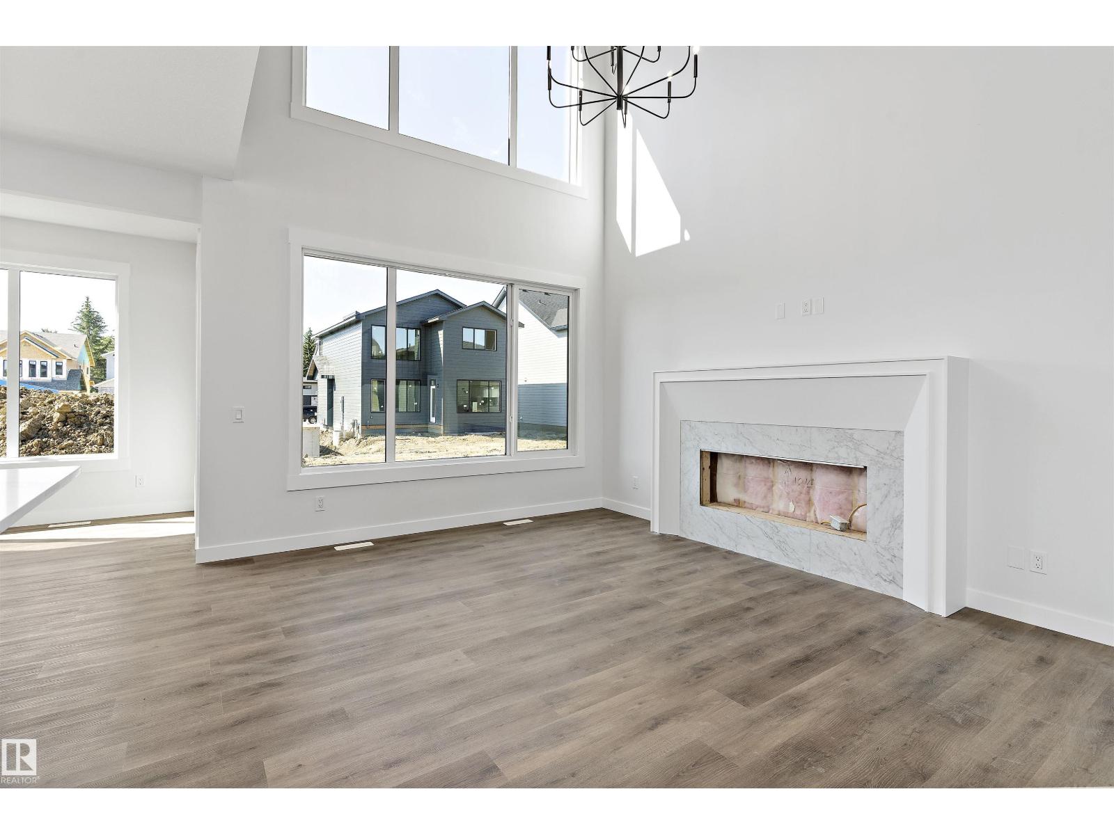 1075 Cristall Cr Sw Sw, Edmonton, Alberta  T6W 2Z1 - Photo 5 - E4434168
