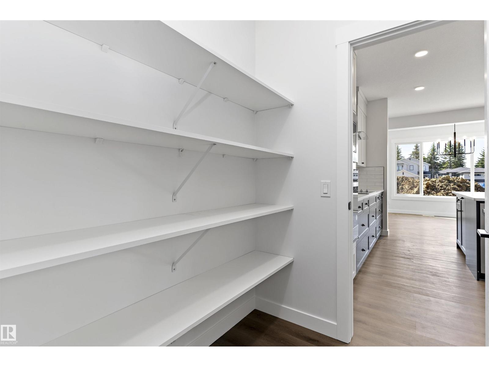 1075 Cristall Cr Sw Sw, Edmonton, Alberta  T6W 2Z1 - Photo 13 - E4434168