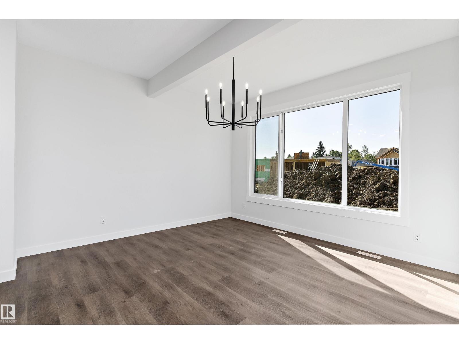 1075 Cristall Cr Sw Sw, Edmonton, Alberta  T6W 2Z1 - Photo 4 - E4434168