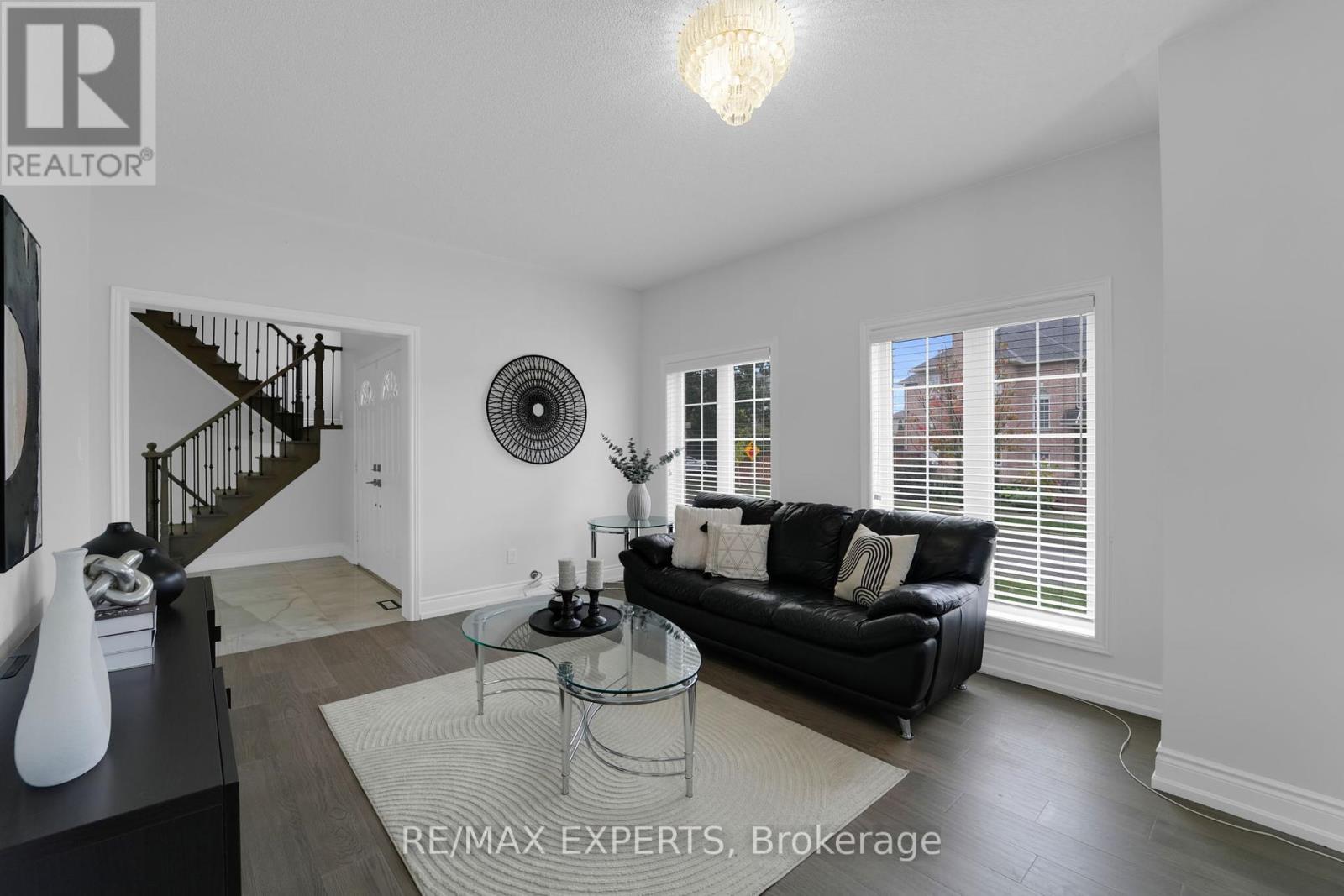 159 Sonoma Boulevard, Vaughan, Ontario  L4H 1P2 - Photo 13 - N12429664