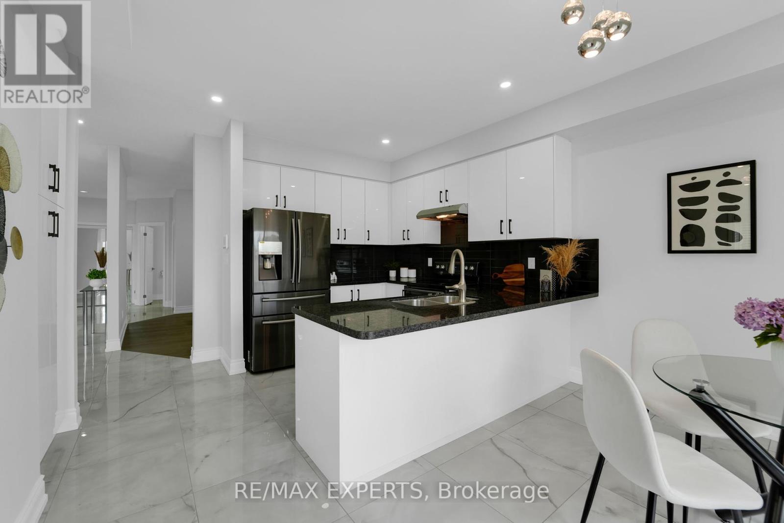 159 Sonoma Boulevard, Vaughan, Ontario  L4H 1P2 - Photo 26 - N12429664