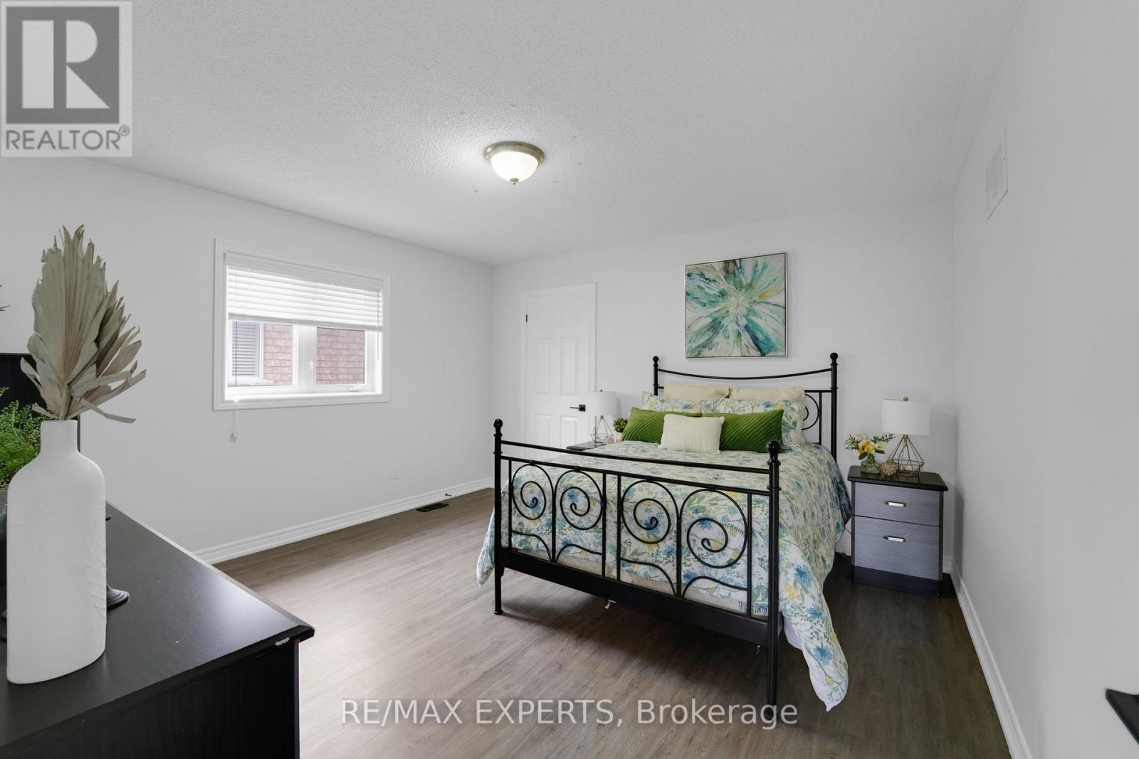 159 Sonoma Boulevard, Vaughan, Ontario  L4H 1P2 - Photo 35 - N12429664