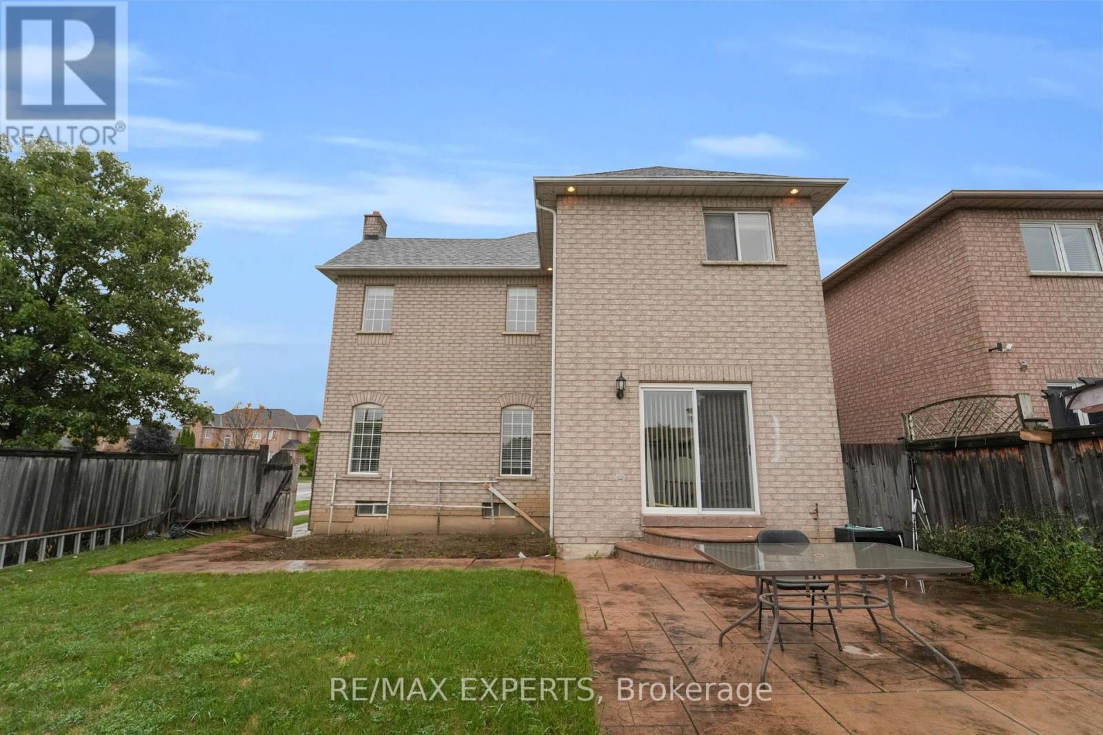 159 Sonoma Boulevard, Vaughan, Ontario  L4H 1P2 - Photo 7 - N12429664