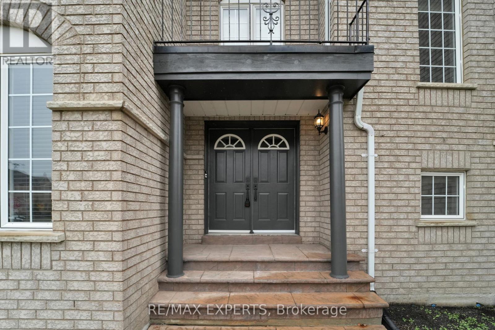 159 Sonoma Boulevard, Vaughan, Ontario  L4H 1P2 - Photo 9 - N12429664