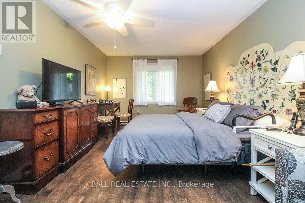 10 - 680 Whitaker Street, Peterborough, Ontario  K9H 7J9 - Photo 34 - X12429777