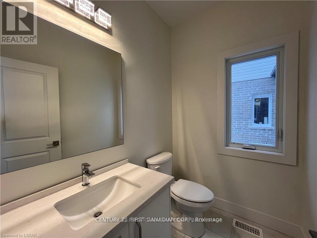 11 Triebner Street, South Huron, Ontario  N0M 1S2 - Photo 11 - X12429805