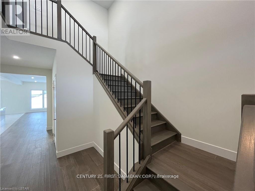 11 Triebner Street, South Huron, Ontario  N0M 1S2 - Photo 14 - X12429805