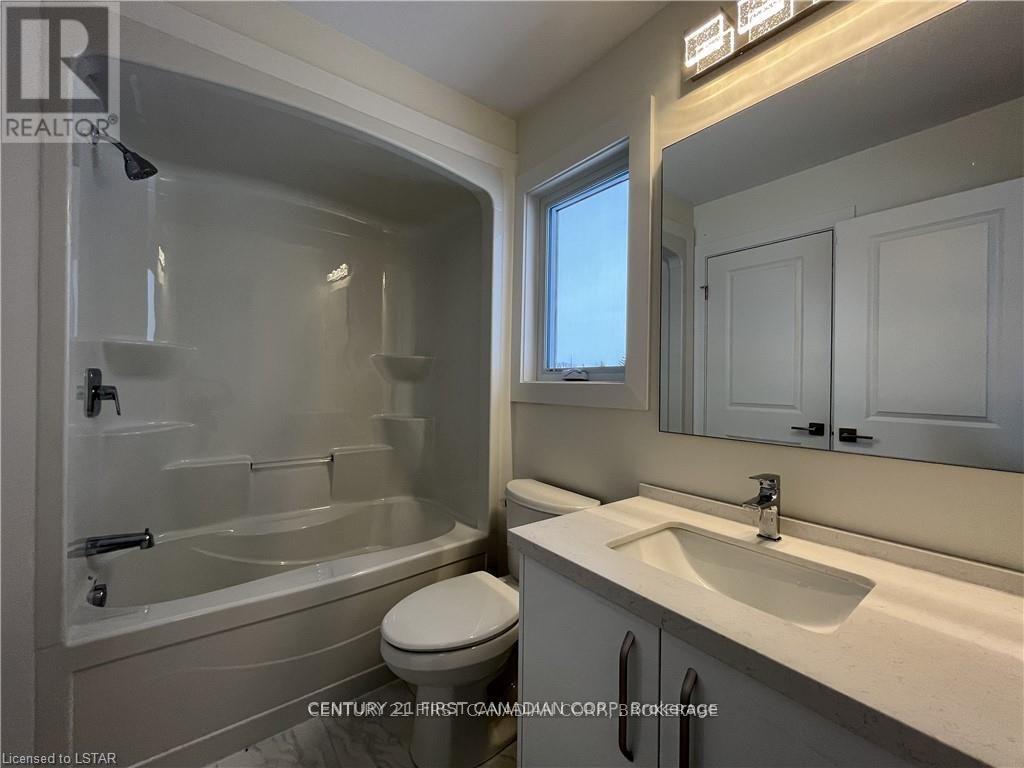 11 Triebner Street, South Huron, Ontario  N0M 1S2 - Photo 19 - X12429805