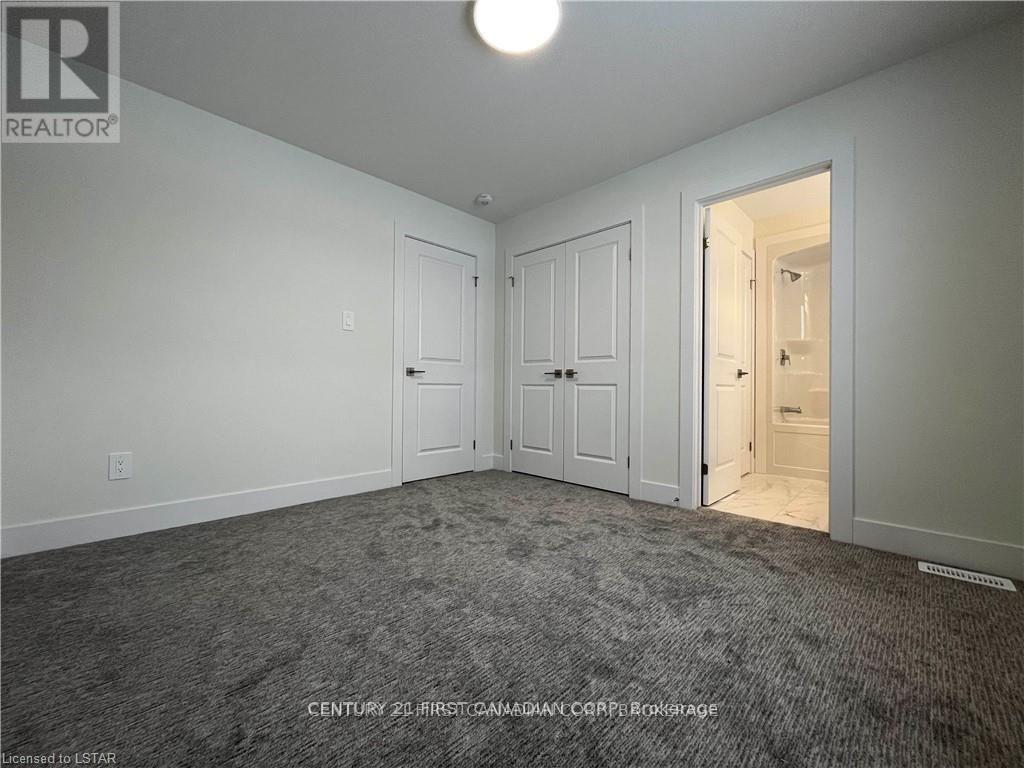 11 Triebner Street, South Huron, Ontario  N0M 1S2 - Photo 22 - X12429805