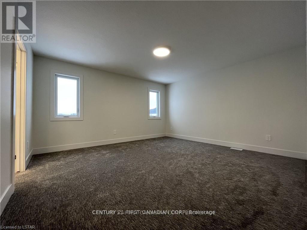 11 Triebner Street, South Huron, Ontario  N0M 1S2 - Photo 27 - X12429805