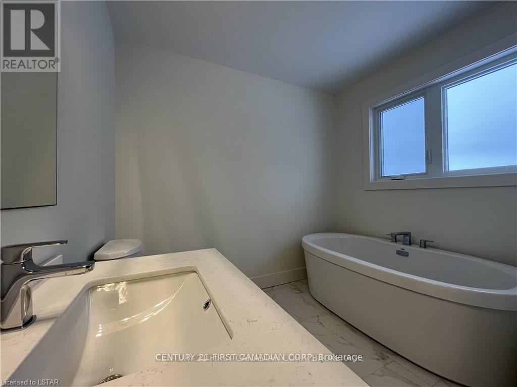 11 Triebner Street, South Huron, Ontario  N0M 1S2 - Photo 30 - X12429805
