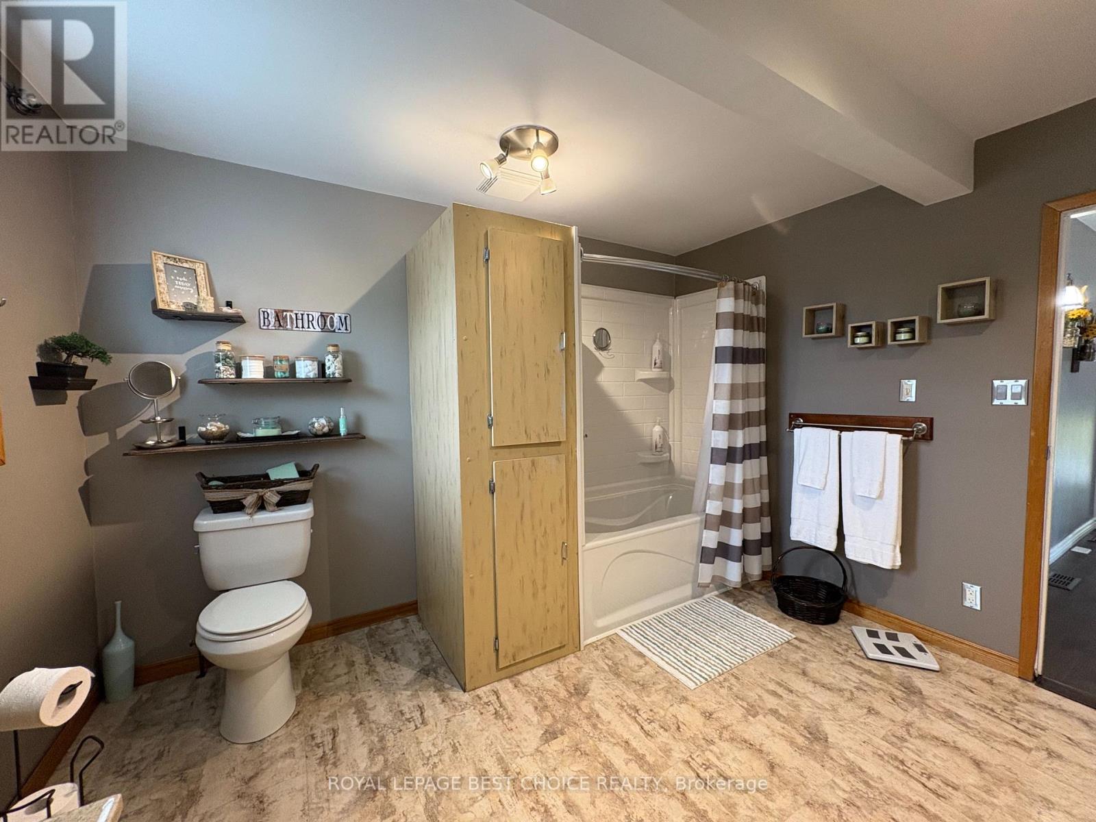 407 Matheson Street N, Kirkland Lake (Kl Outside), Ontario  P0K 1M0 - Photo 37 - T12429819