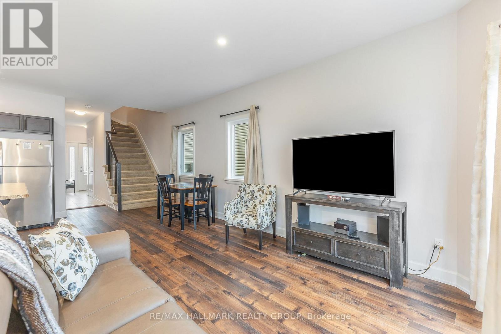 90 Vimy Ridge Crescent, Arnprior, Ontario  K7S 0H7 - Photo 10 - X12429730