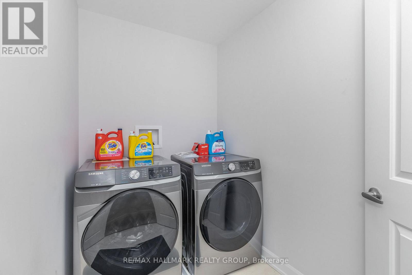 90 Vimy Ridge Crescent, Arnprior, Ontario  K7S 0H7 - Photo 17 - X12429730