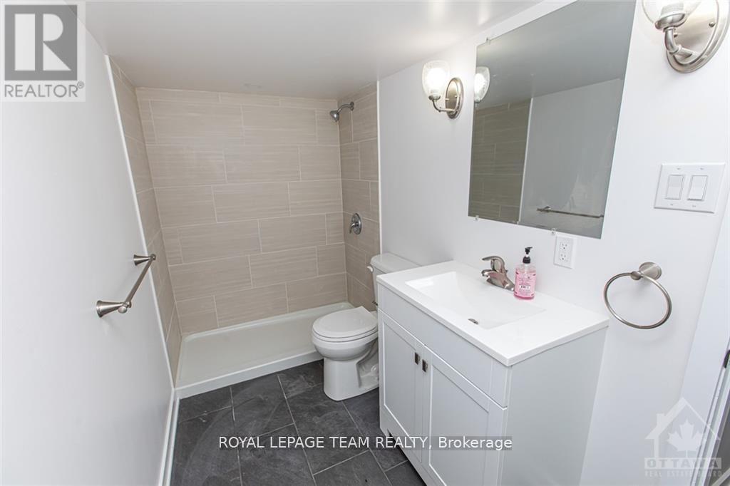 2082 Carp Road, Ottawa, Ontario  K0A 1L0 - Photo 19 - X12429753