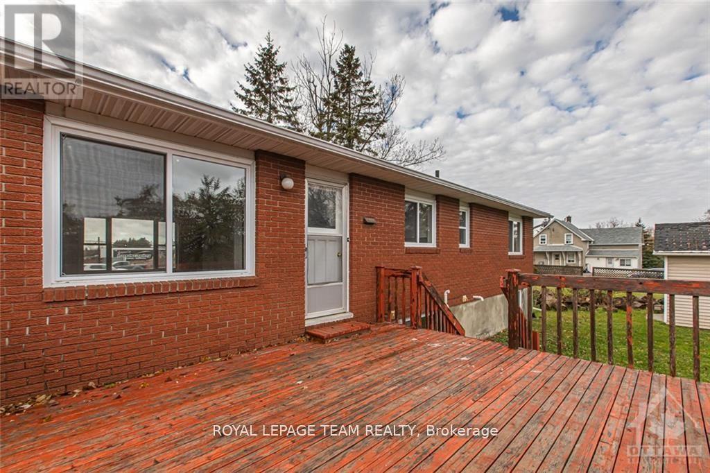2082 Carp Road, Ottawa, Ontario  K0A 1L0 - Photo 24 - X12429753