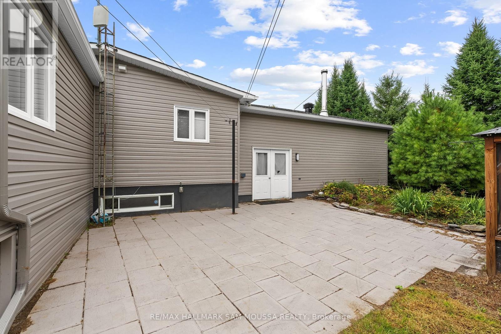 2039 Des Pins Street, The Nation, Ontario  K0A 2M0 - Photo 31 - X12429782