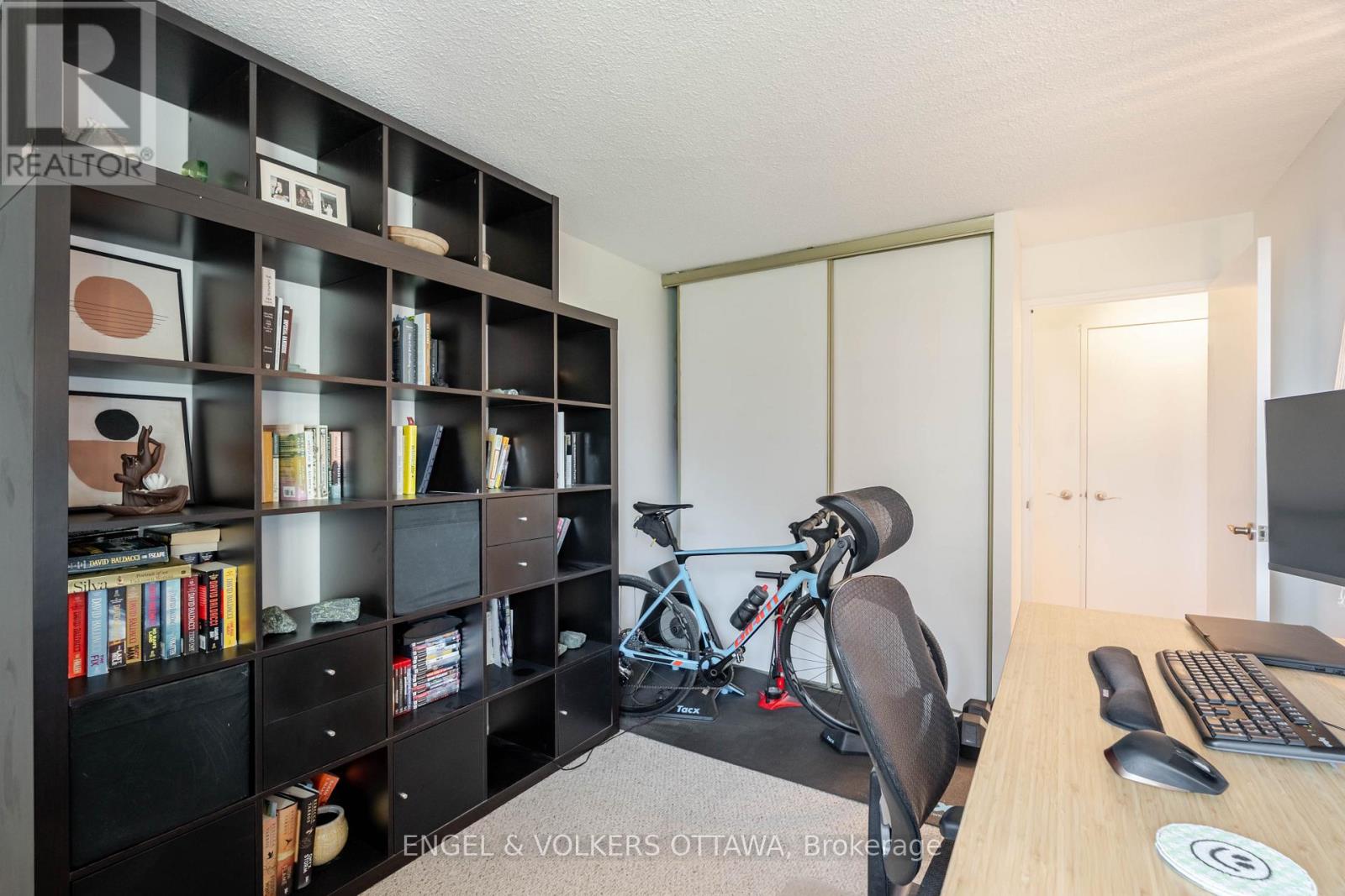 606 - 1171 Ambleside Drive, Ottawa, Ontario  K2B 8E1 - Photo 33 - X12429792