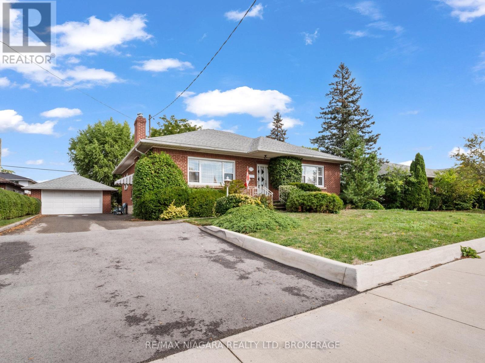 129 IDYLEWYLDE STREET, Fort Erie, Ontario