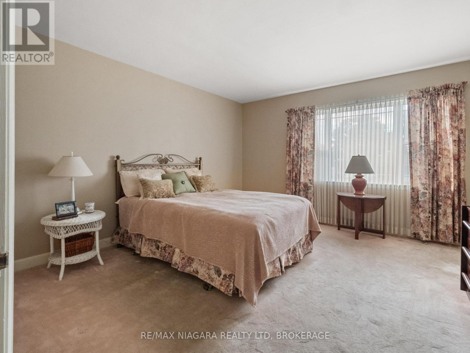 129 Idylewylde Street, Fort Erie, Ontario  L2A 2L2 - Photo 14 - X12429767