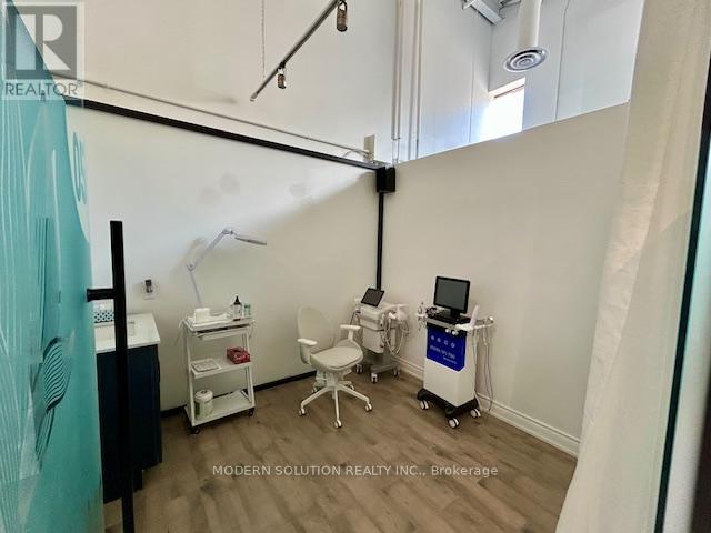 3 - 3466 Mavis Road, Mississauga, Ontario  L5C 1T8 - Photo 8 - W12429663