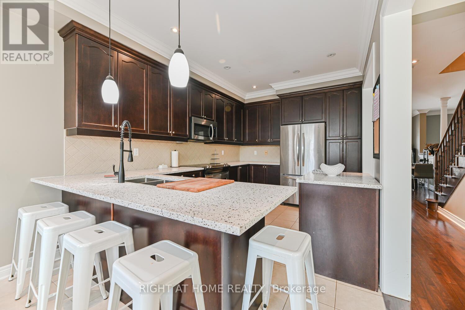 64 Everingham Circle, Brampton, Ontario  L6R 0R7 - Photo 17 - W12429678