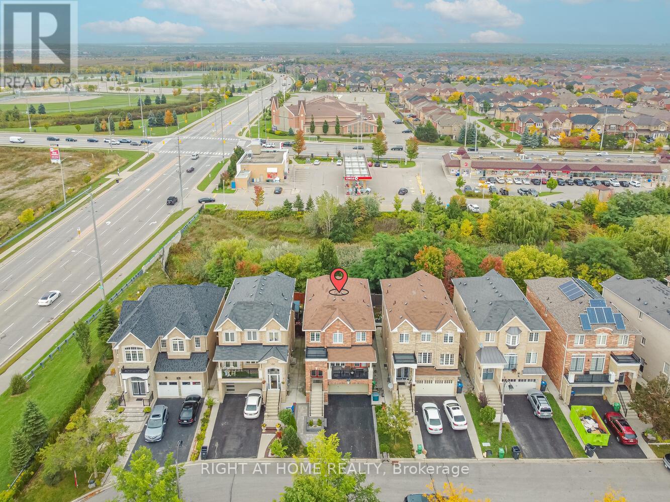 64 Everingham Circle, Brampton, Ontario  L6R 0R7 - Photo 2 - W12429678