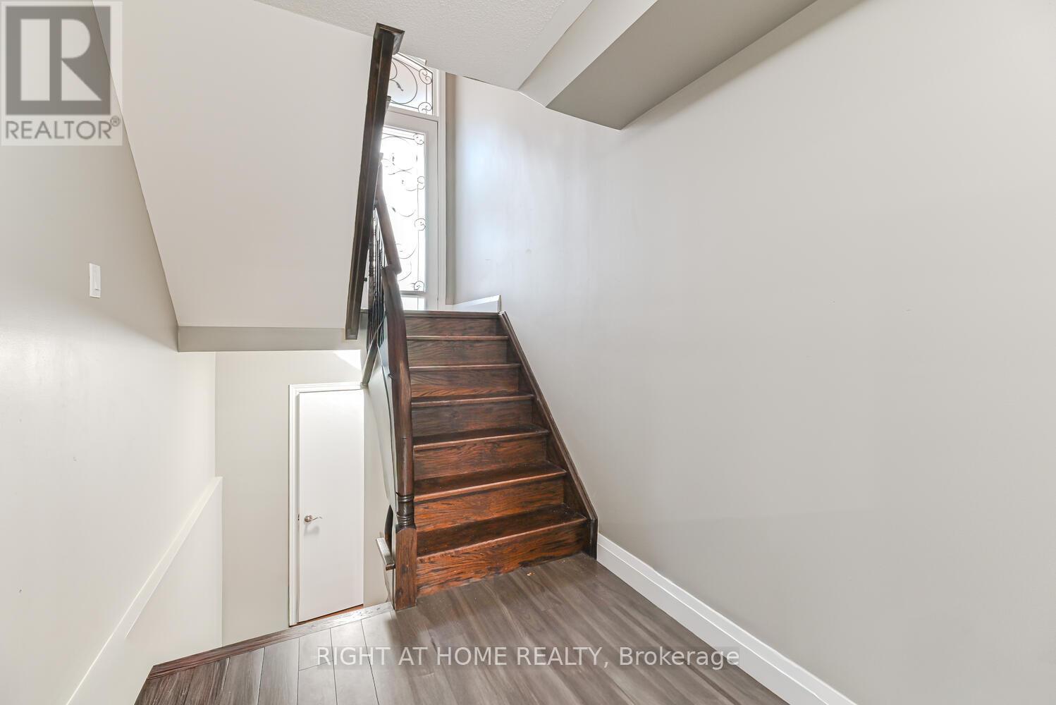 64 Everingham Circle, Brampton, Ontario  L6R 0R7 - Photo 36 - W12429678