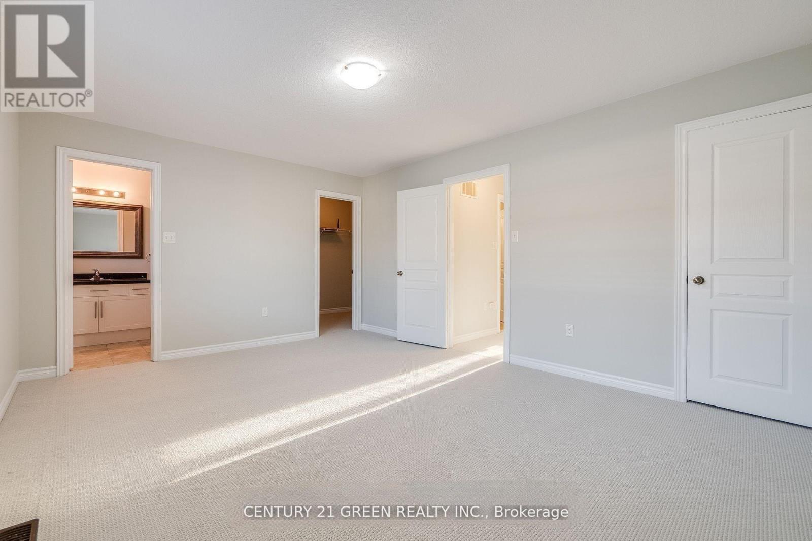 569 Murray Meadows Place, Milton, Ontario  L9T 8L8 - Photo 18 - W12429679