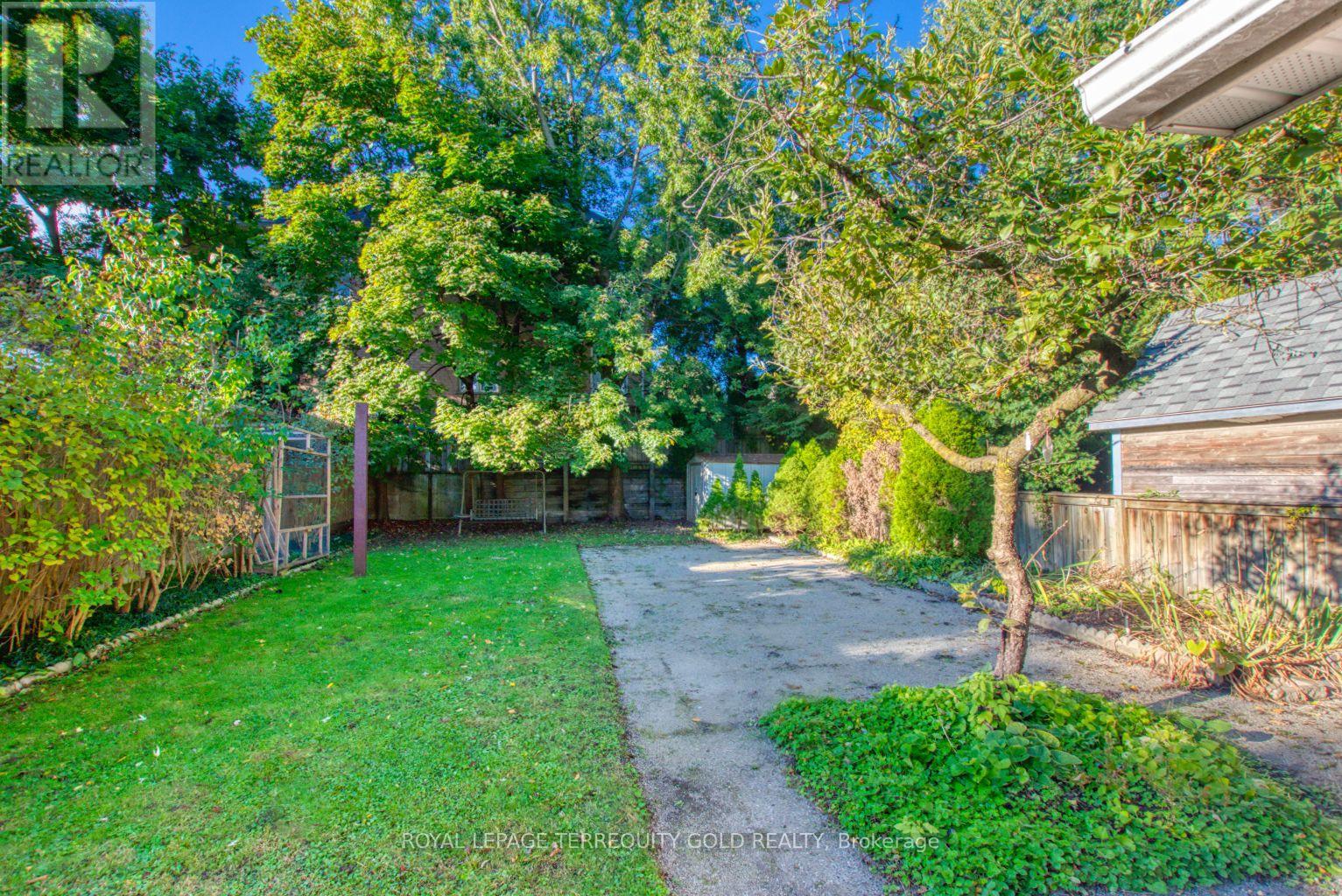 25 Mill Street N, Brampton, Ontario  L6X 1S5 - Photo 14 - W12429723