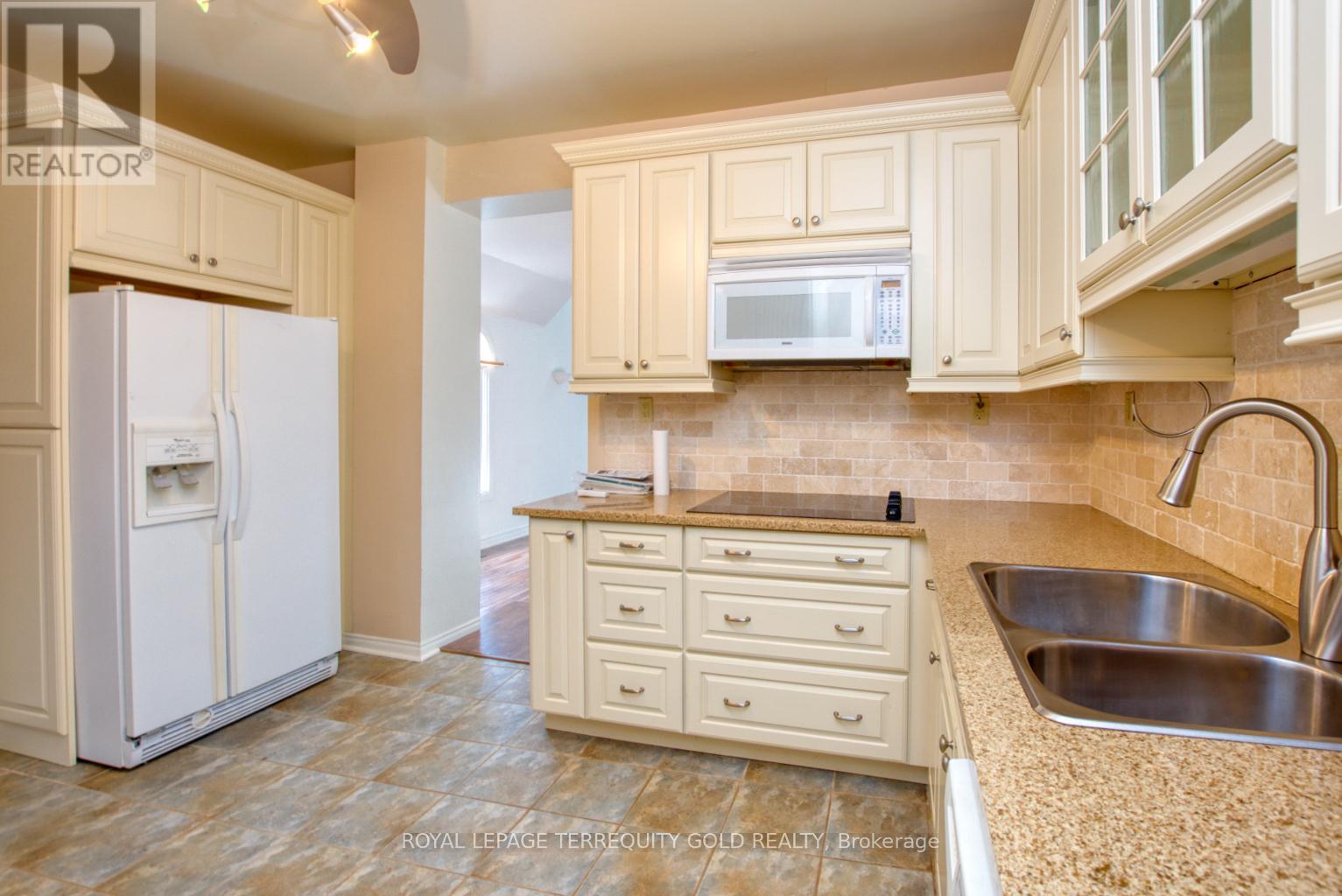25 Mill Street N, Brampton, Ontario  L6X 1S5 - Photo 31 - W12429723