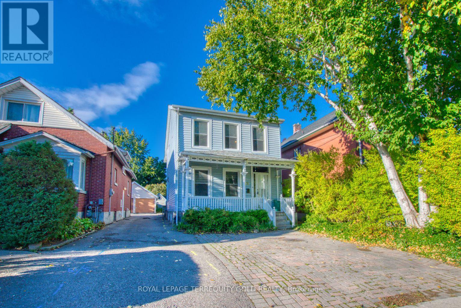 25 Mill Street N, Brampton, Ontario  L6X 1S5 - Photo 7 - W12429723