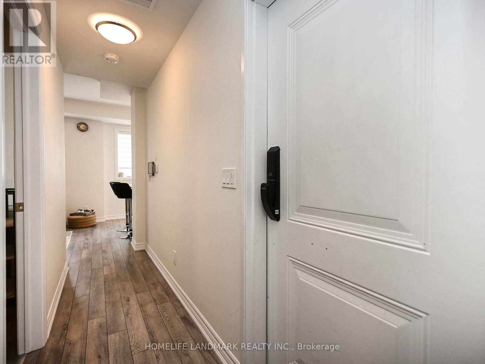 #338 - 349 Wheat Boom Drive, Oakville, Ontario  L6H 7X5 - Photo 5 - W12429724