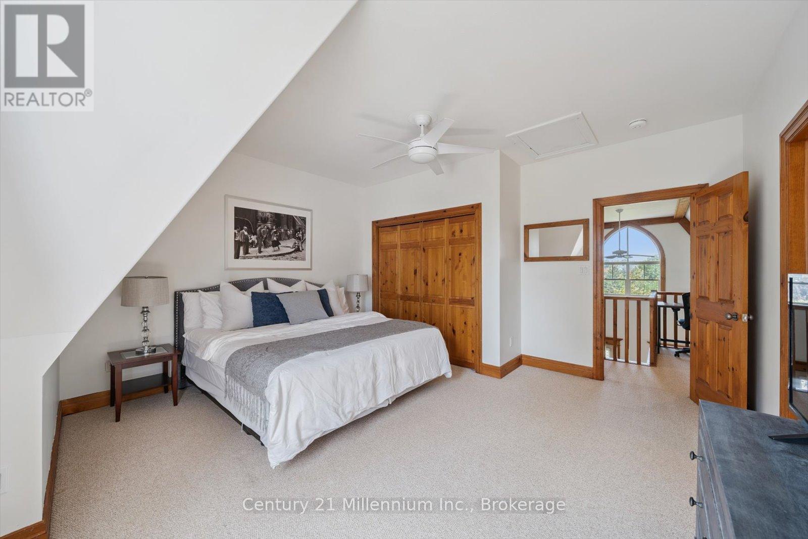 219 - 184 Snowbridge Way, Blue Mountains, Ontario  L9Y 0V1 - Photo 25 - X12429738