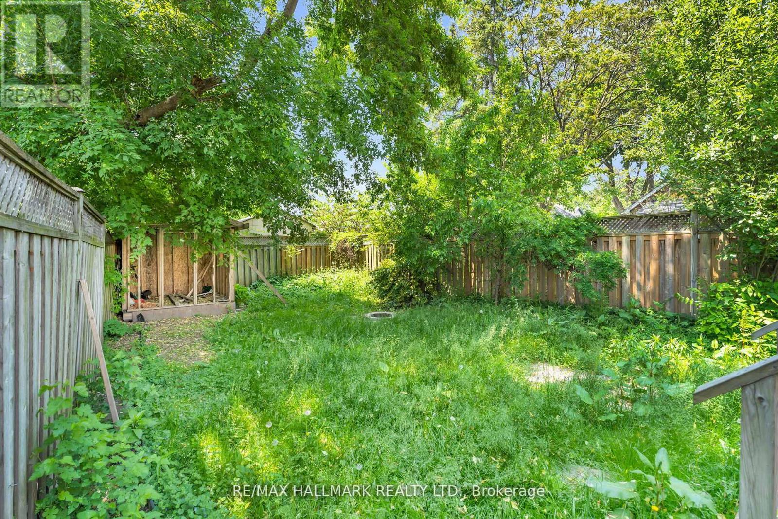 57 Henry Street, St. Catharines, Ontario  L2R 5T7 - Photo 34 - X12429670