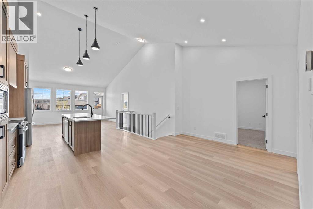 1800, 15 Coopersfield Link Sw, Airdrie, Alberta  T4B 5P5 - Photo 4 - A2259825