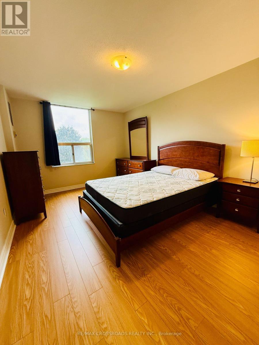 202 - 20 Edgecliff Golfway, Toronto, Ontario  M3C 3A4 - Photo 12 - C12429757