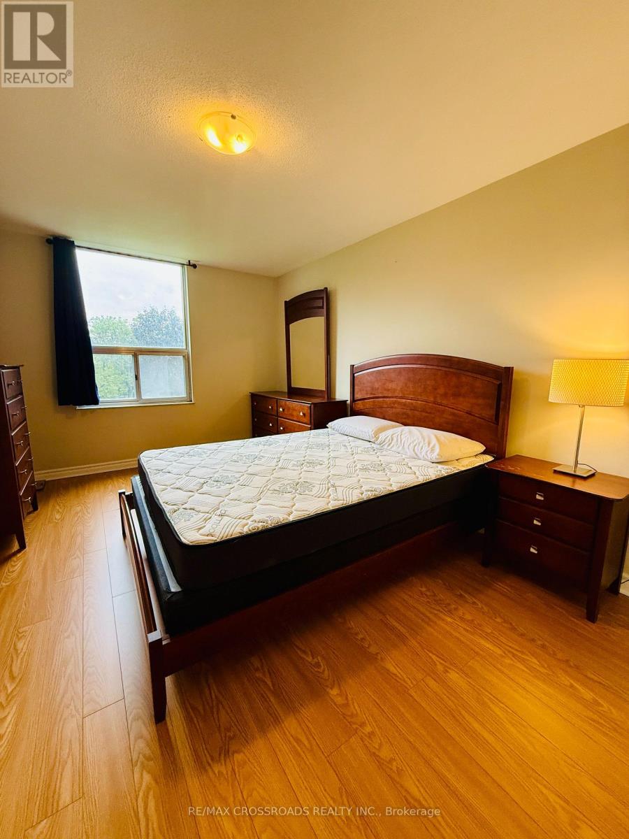 202 - 20 Edgecliff Golfway, Toronto, Ontario  M3C 3A4 - Photo 16 - C12429757