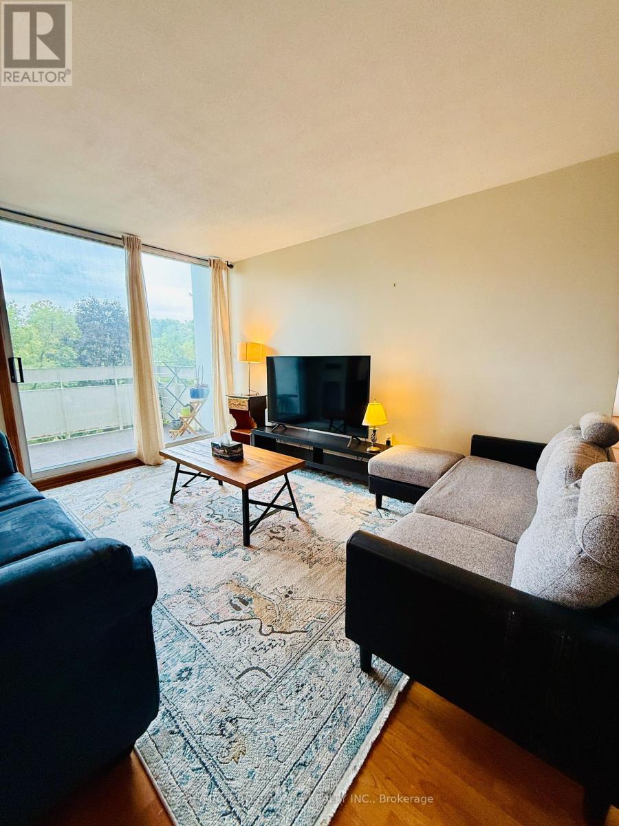 202 - 20 Edgecliff Golfway, Toronto, Ontario  M3C 3A4 - Photo 4 - C12429757