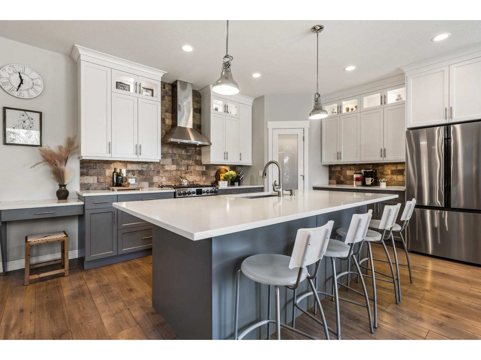 Property at 46445 STEVENSON ROAD image 3