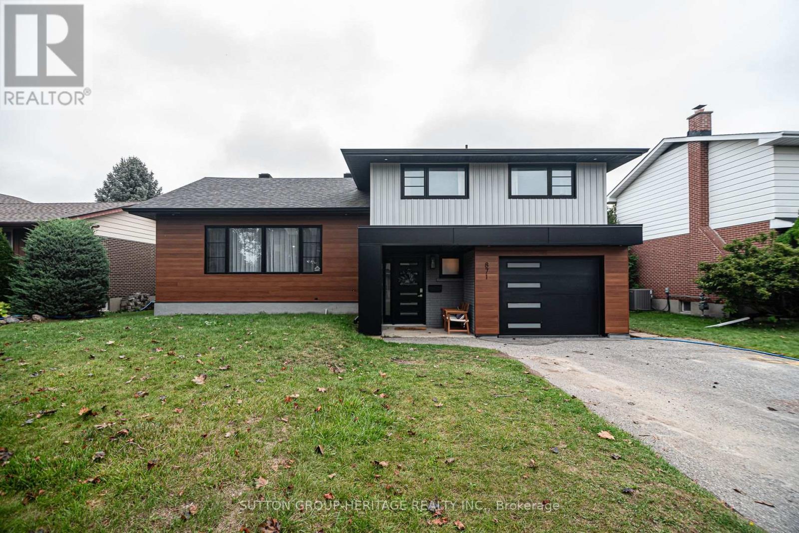 871 Fernhill Boulevard, Oshawa, Ontario  L1J 5K5 - Photo 1 - E12429770