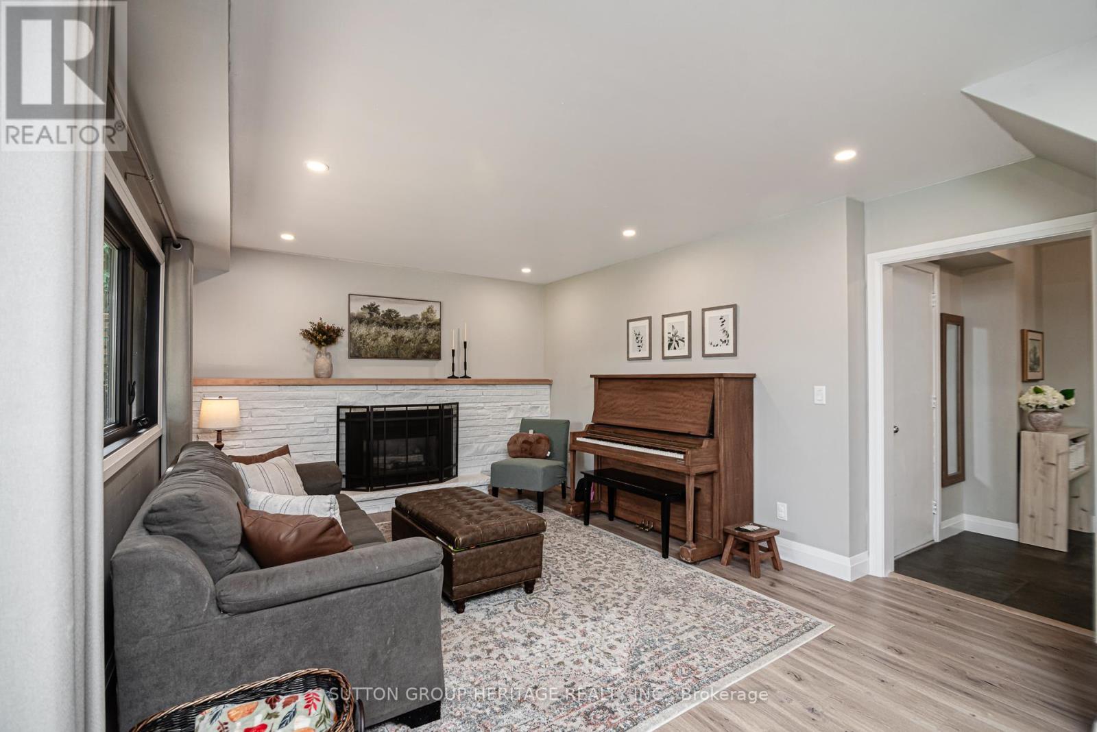 871 Fernhill Boulevard, Oshawa, Ontario  L1J 5K5 - Photo 10 - E12429770