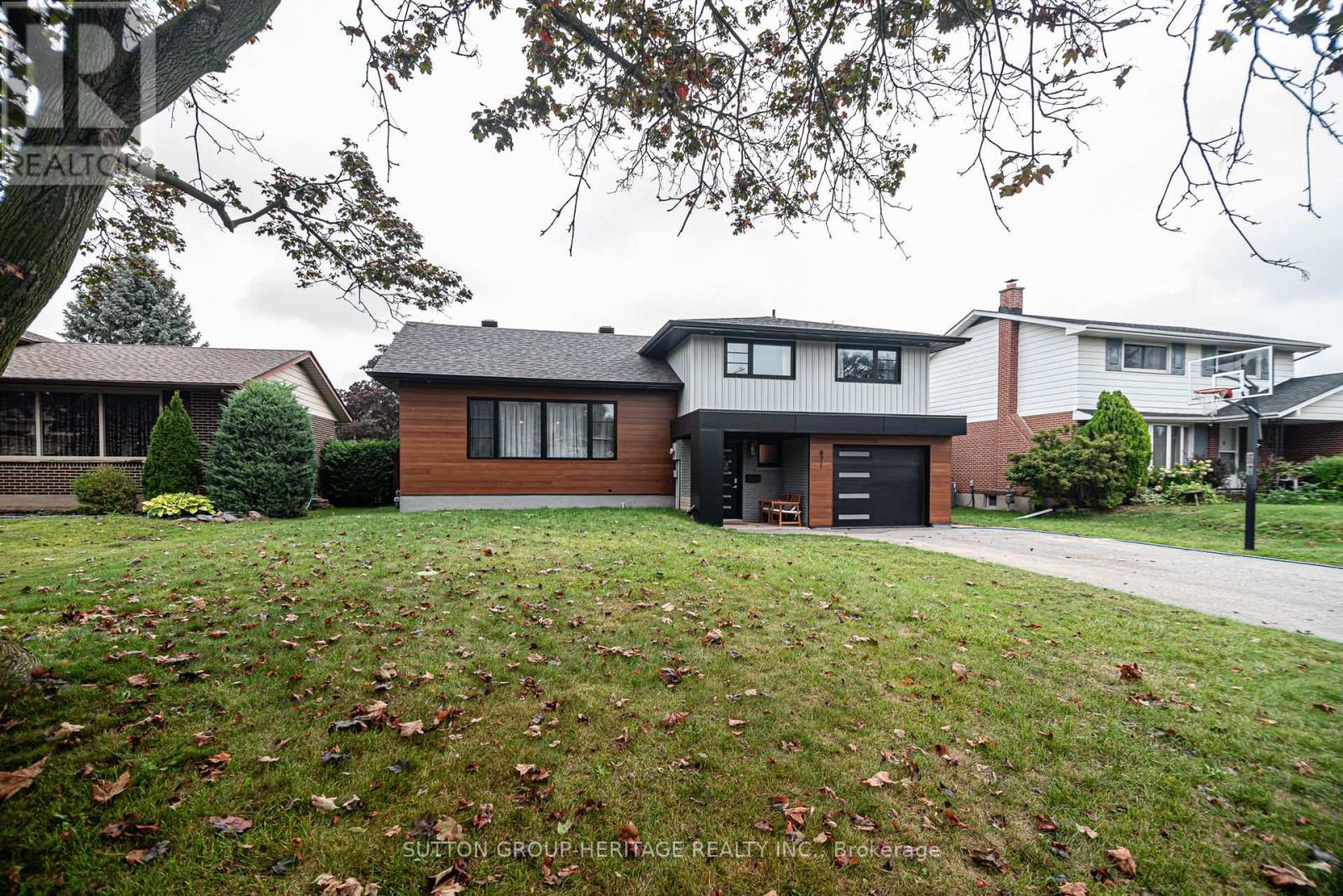 871 Fernhill Boulevard, Oshawa, Ontario  L1J 5K5 - Photo 2 - E12429770