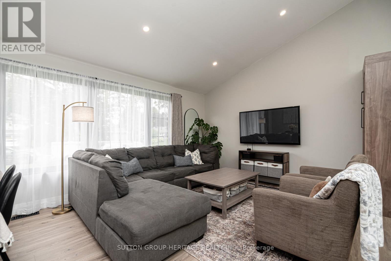 871 Fernhill Boulevard, Oshawa, Ontario  L1J 5K5 - Photo 21 - E12429770