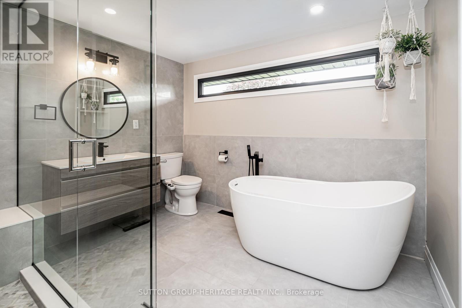 871 Fernhill Boulevard, Oshawa, Ontario  L1J 5K5 - Photo 22 - E12429770